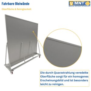 Quarzgestrahlte Edelstahloberfläche der fahrbaren Bleiwand MNT Kwint Int – homogene, leicht zu reinigende Oberfläche für den kontaminationsarmen Heißlabor-Einsatz